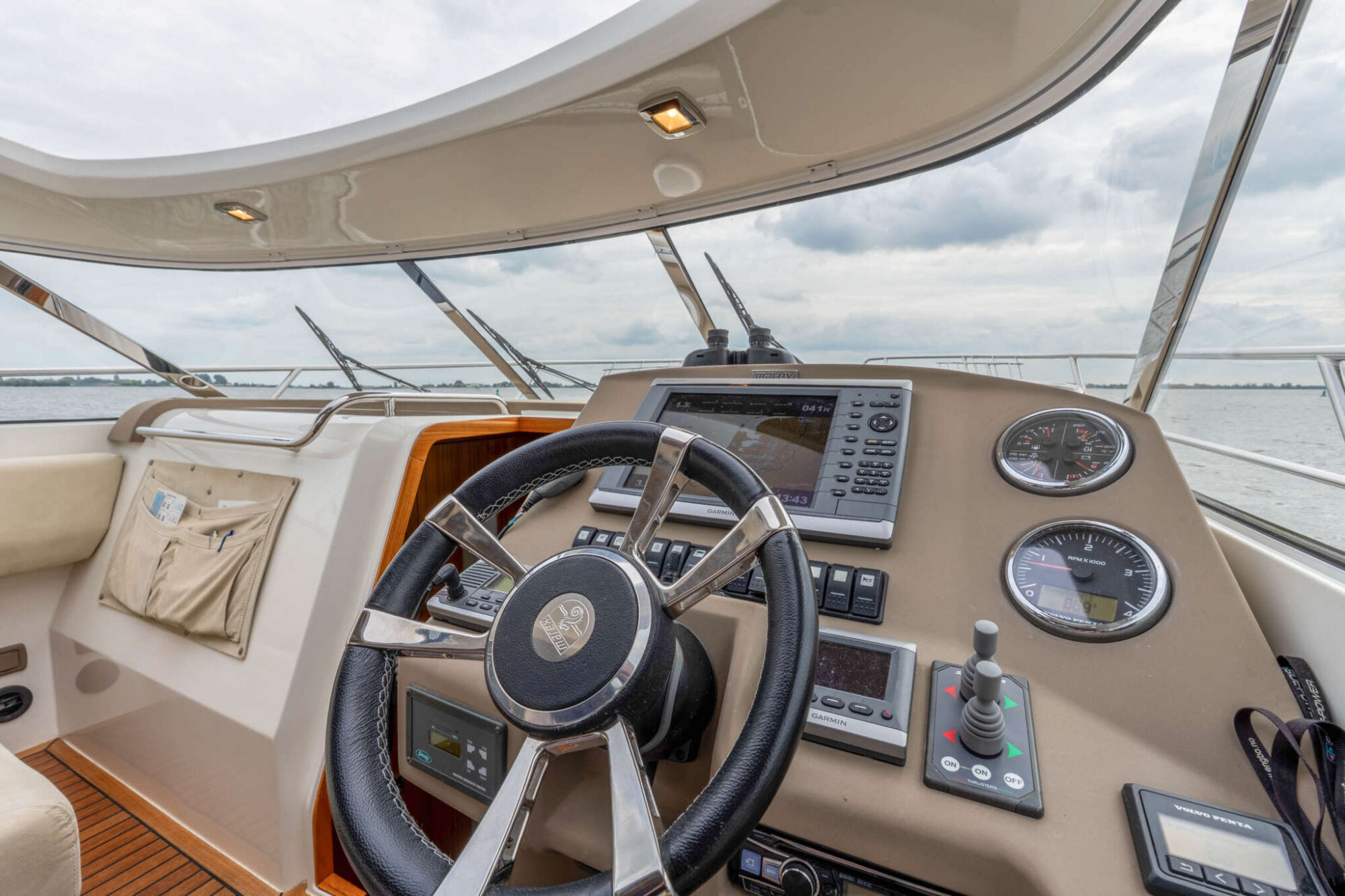 foto: 10 Marex Marex 370 ACC