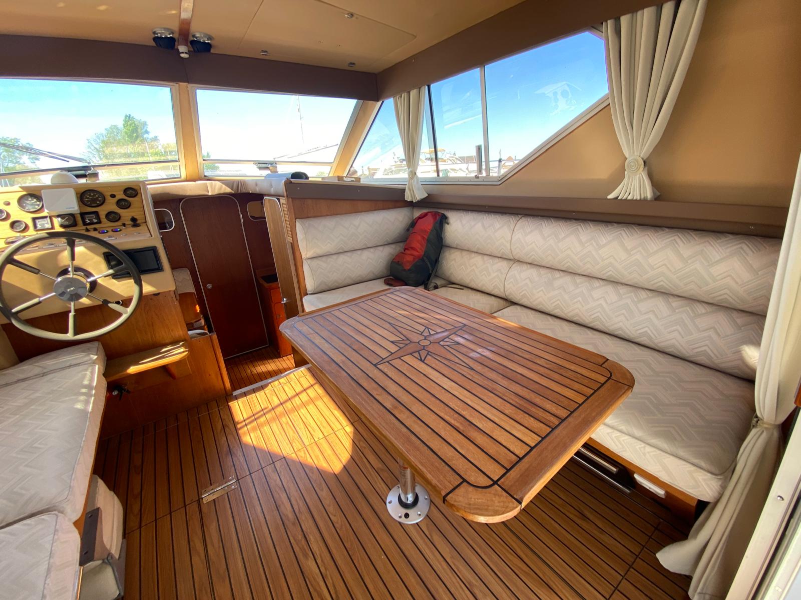 foto: 10 Princess 30 DS Fly