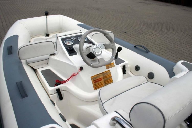 foto: 6 Williams Jet Tenders Turbojet 285