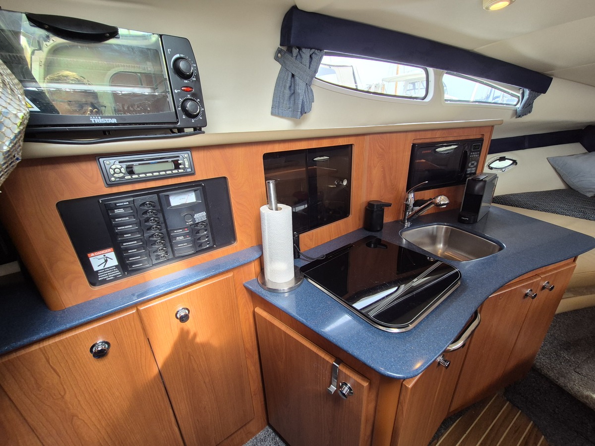 foto: 12 Bayliner 275