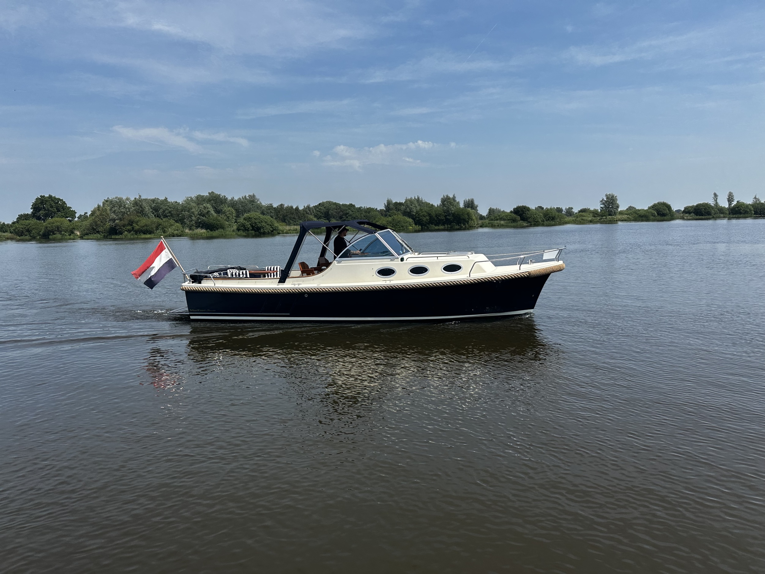 foto: 6 Maril 890 Classic Cabinsloep