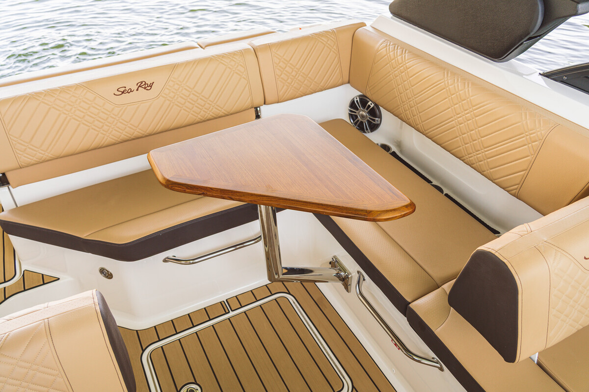 foto: 15 Sea Ray SDX 230