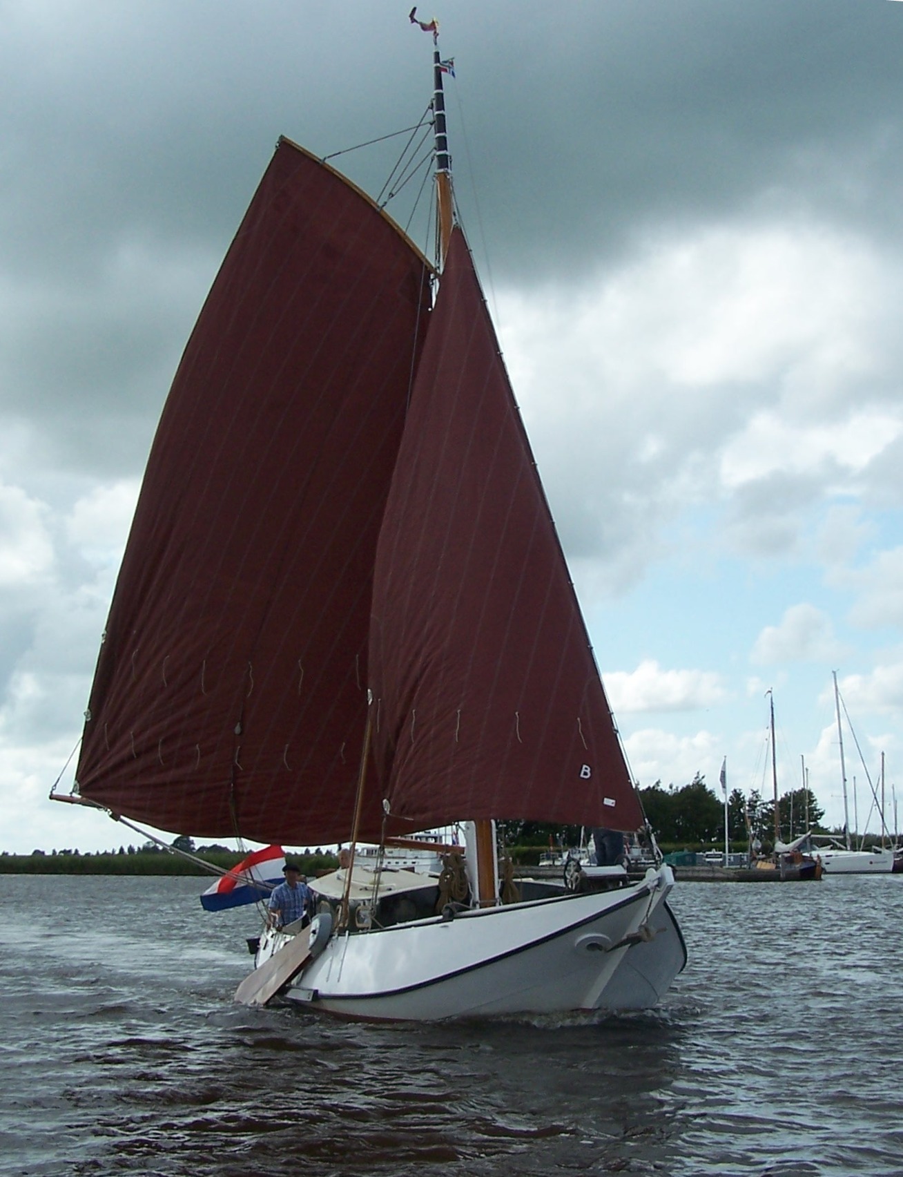 foto: 16 Hoogaars Platbodemjacht