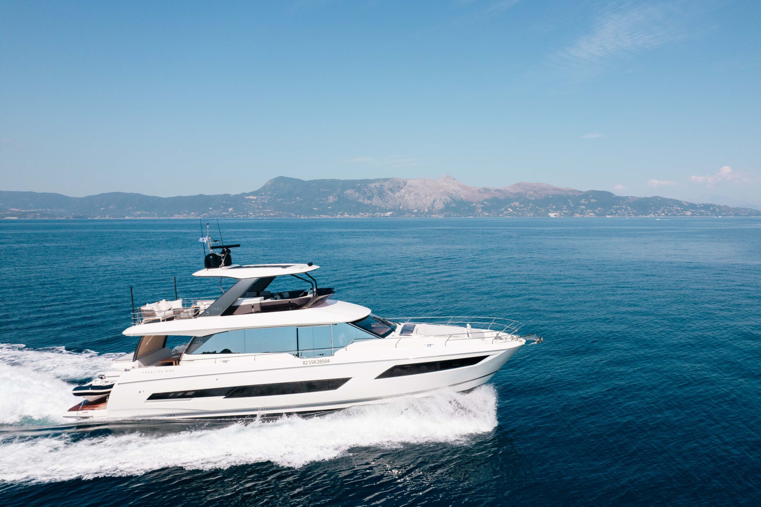 foto: 38 Prestige 690 flybridge