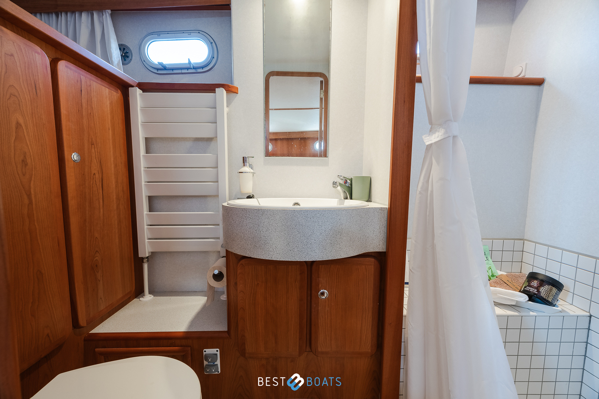 foto: 15 Linssen Grand Sturdy 380 AC 