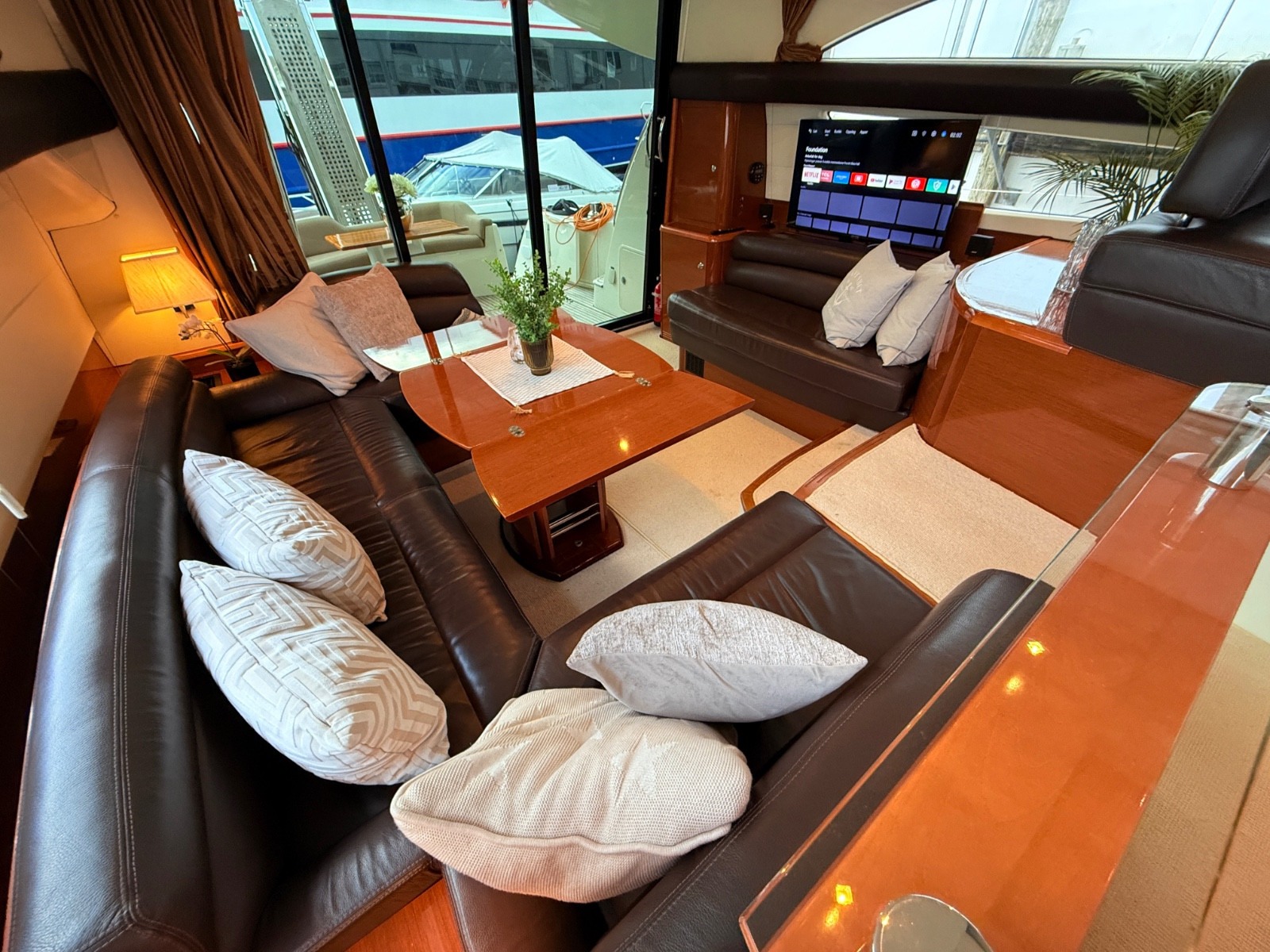 foto: 9 Jeanneau Prestige 50