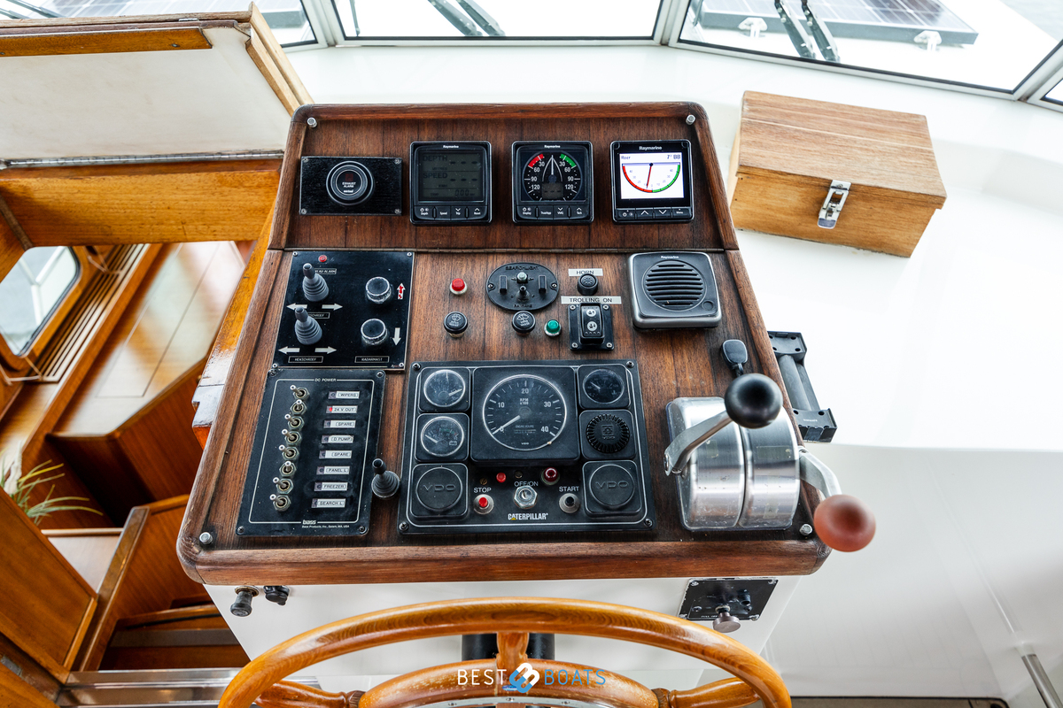 foto: 26 Tradewind 33