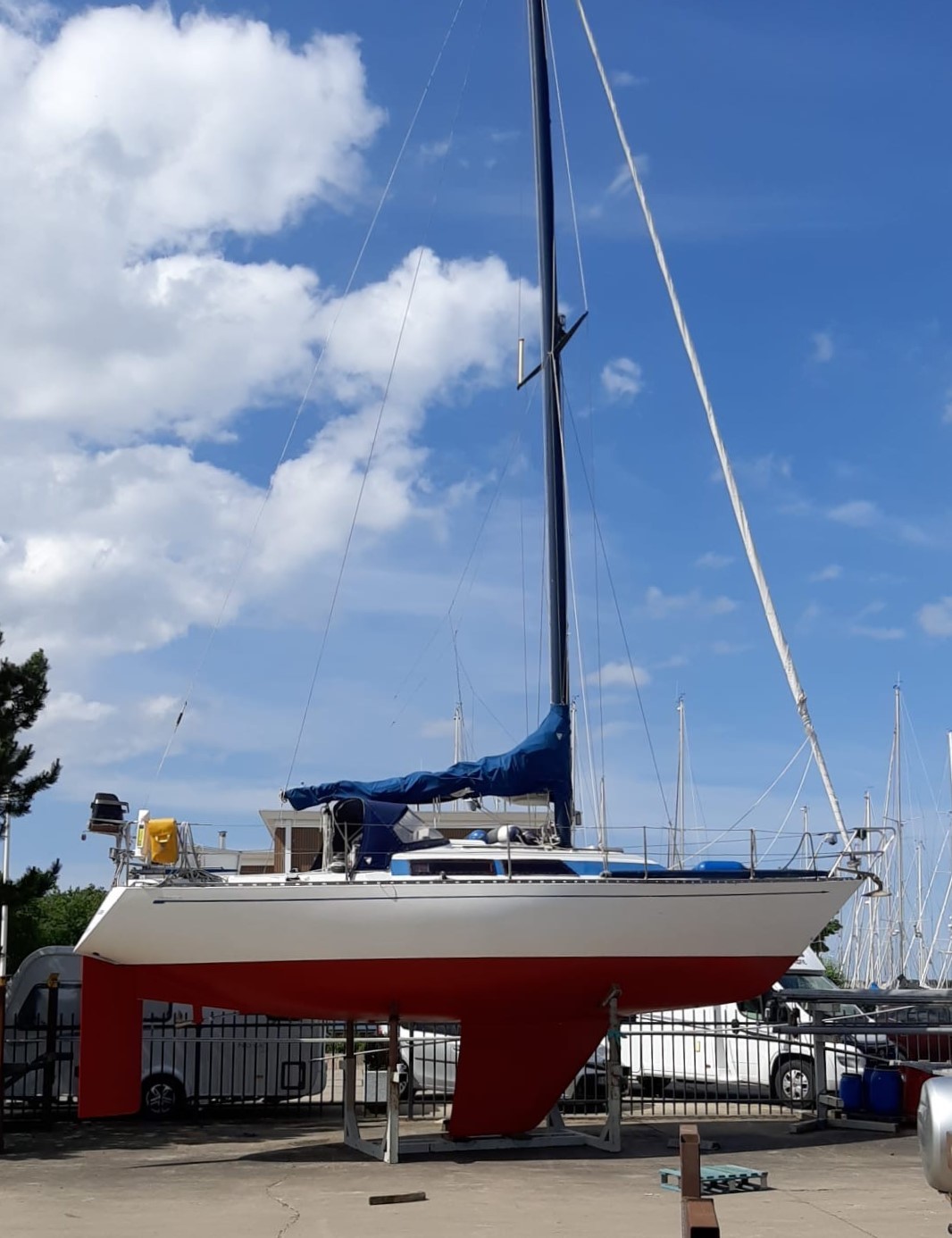 foto: 9 Standfast 33