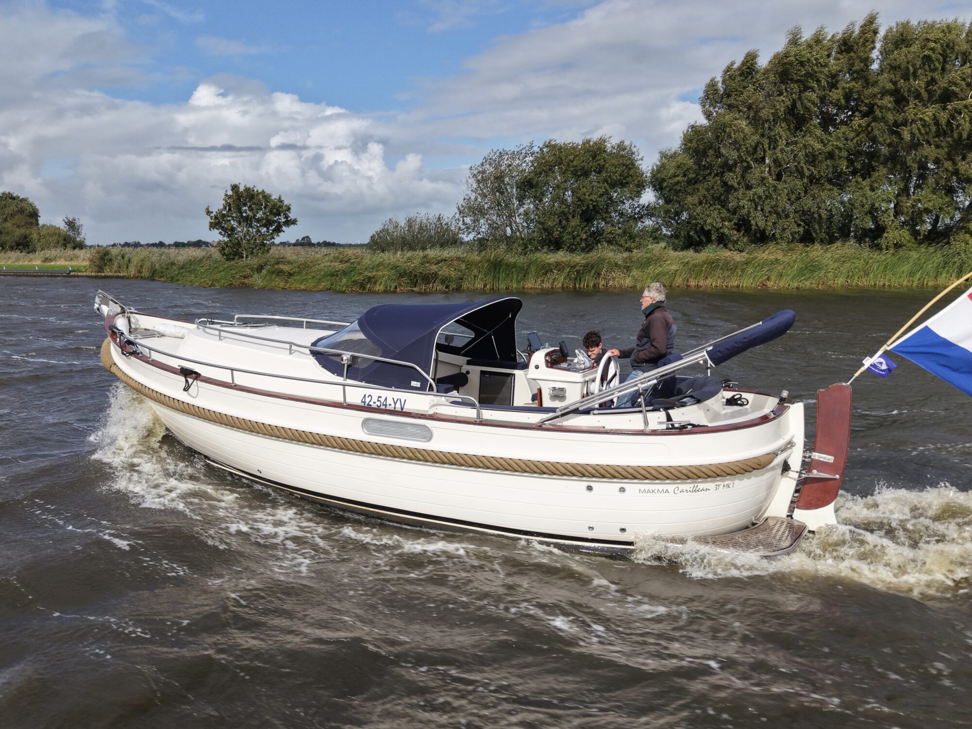 foto: 13 Makma Makma Caribbean 31 MK II “Bohemien”