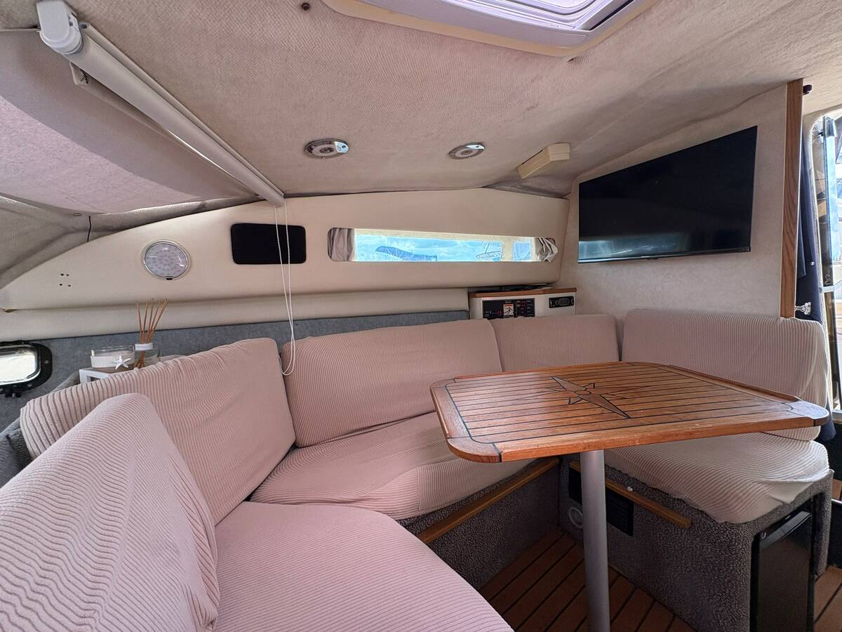 foto: 10 Bayliner 2855 CIERA