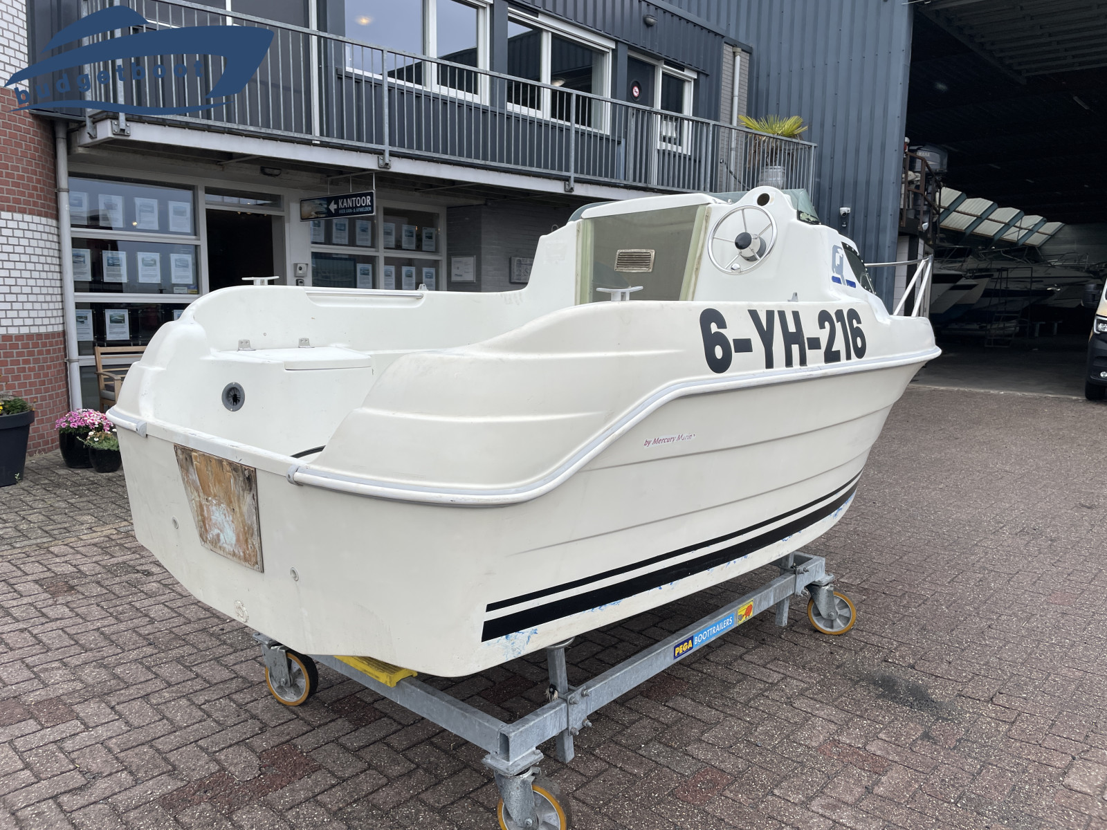 foto: 5 Quicksilver 420 Cabin