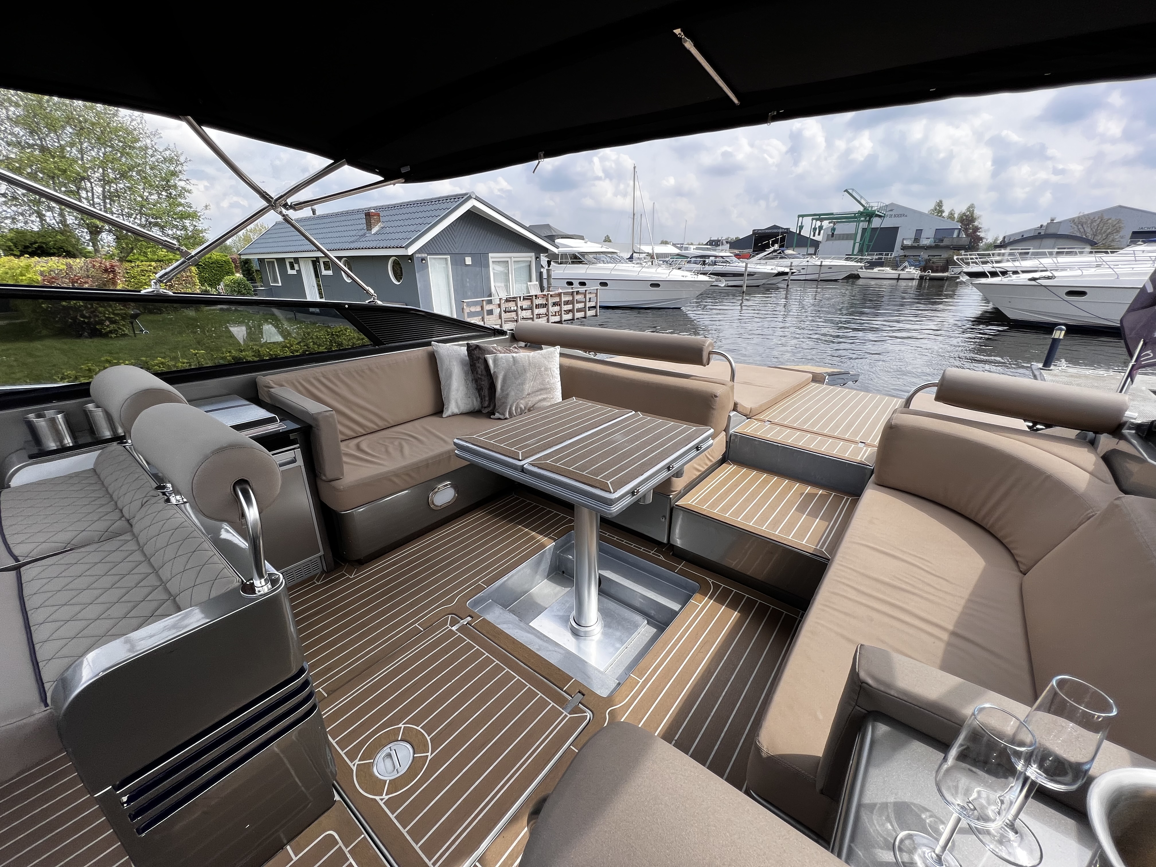 foto: 10 Pershing 40