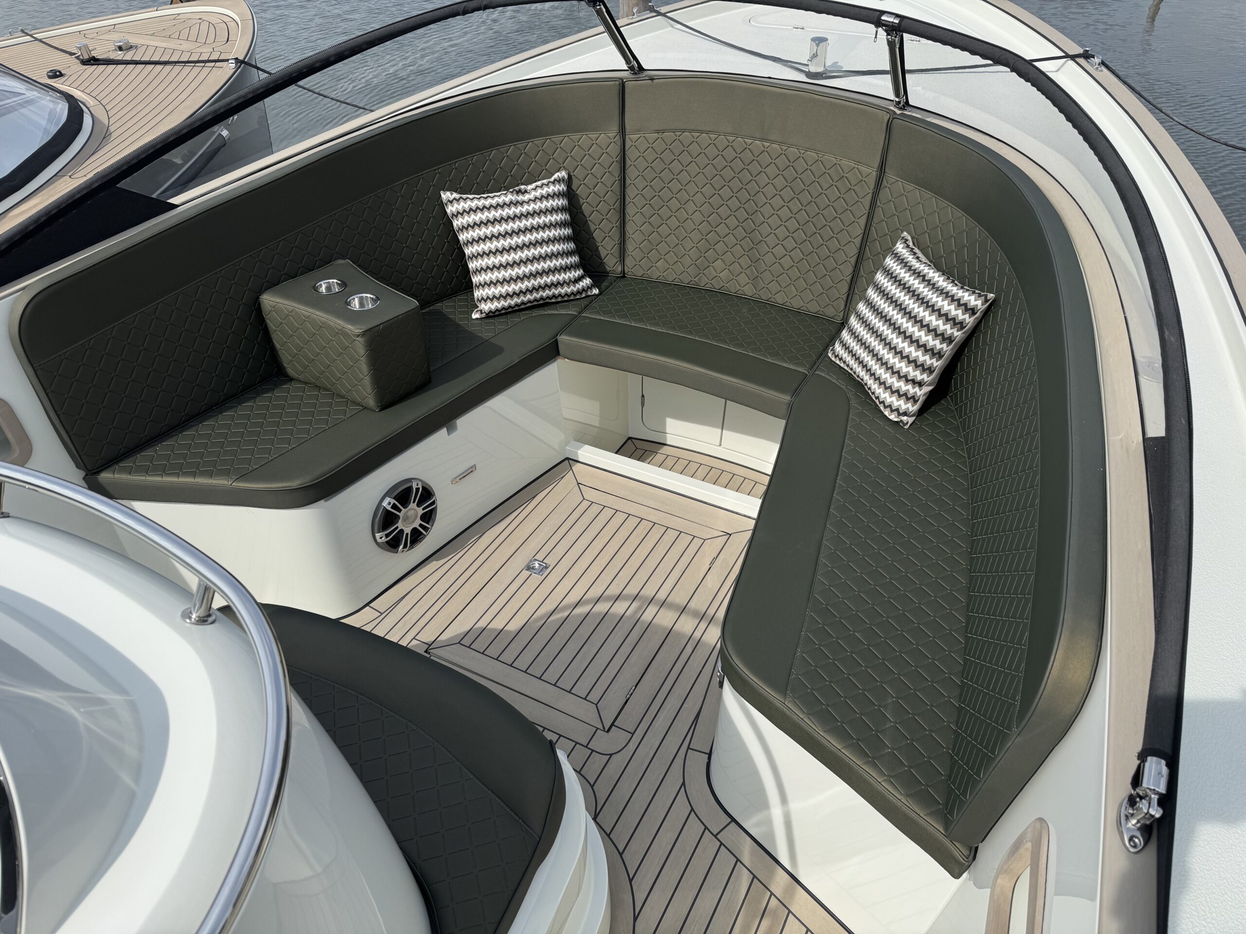 foto: 11 Antaris Seventy7 Sport
