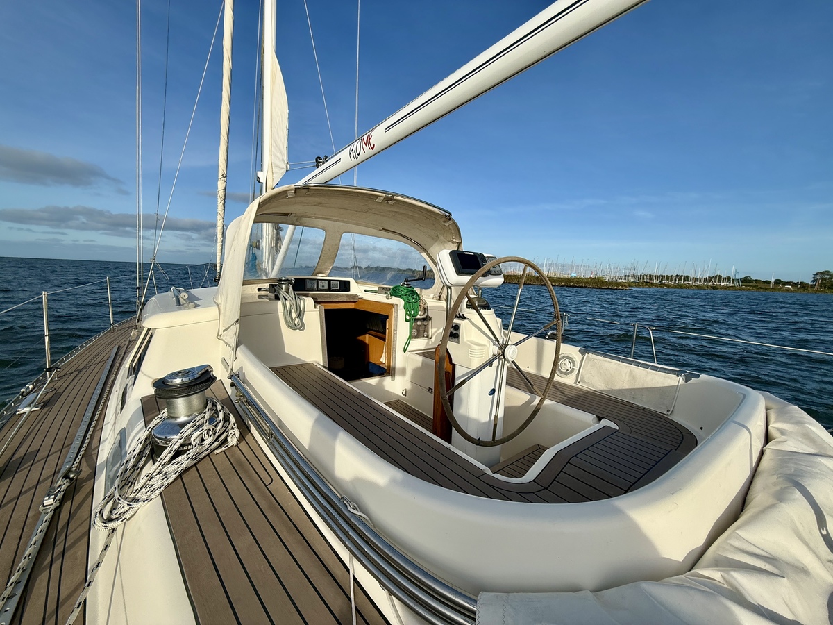 foto: 18 Oyster 45 Deck Saloon