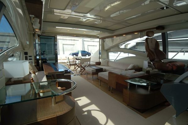 foto: 8 Azimut 68 S