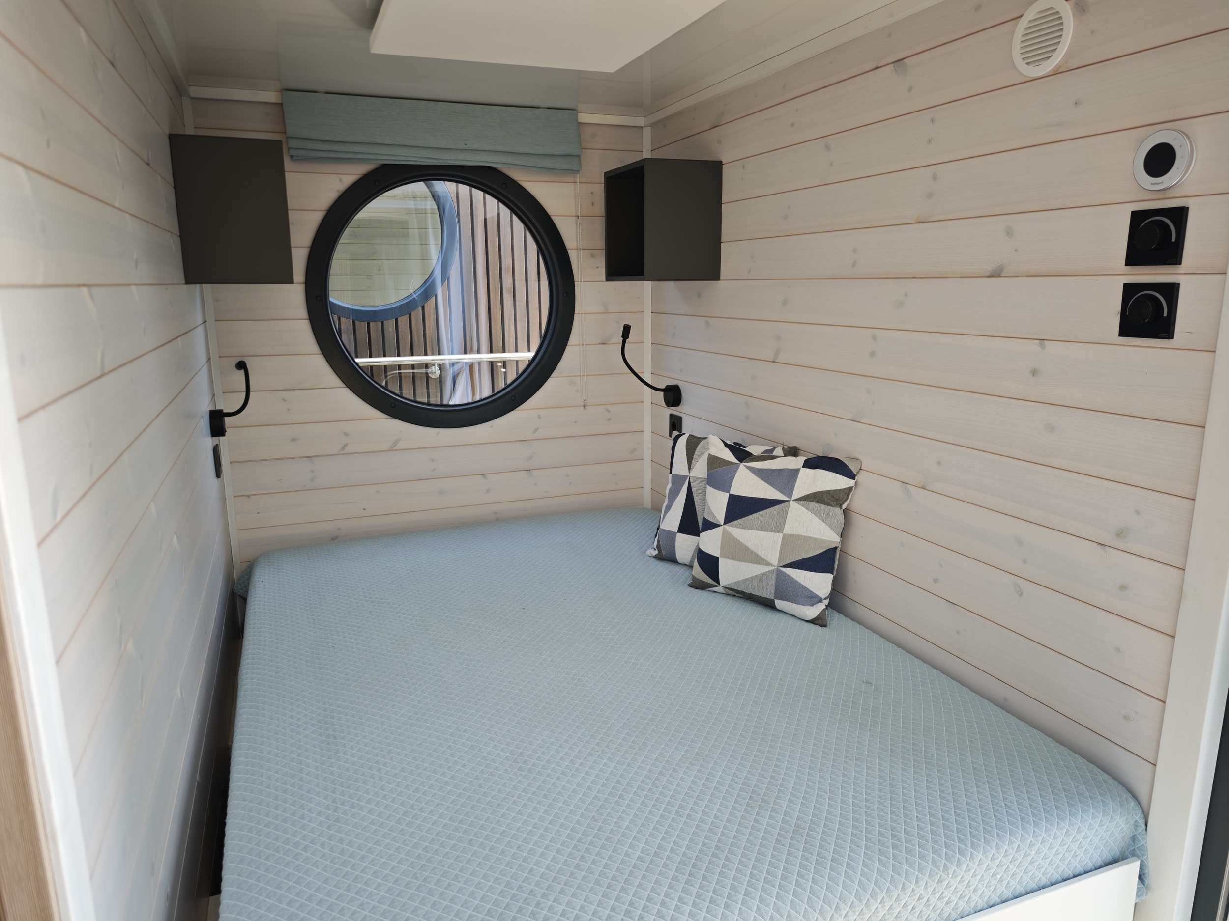 foto: 8 Nordic Season NS 40 Eco 36m2 DEMO Houseboat