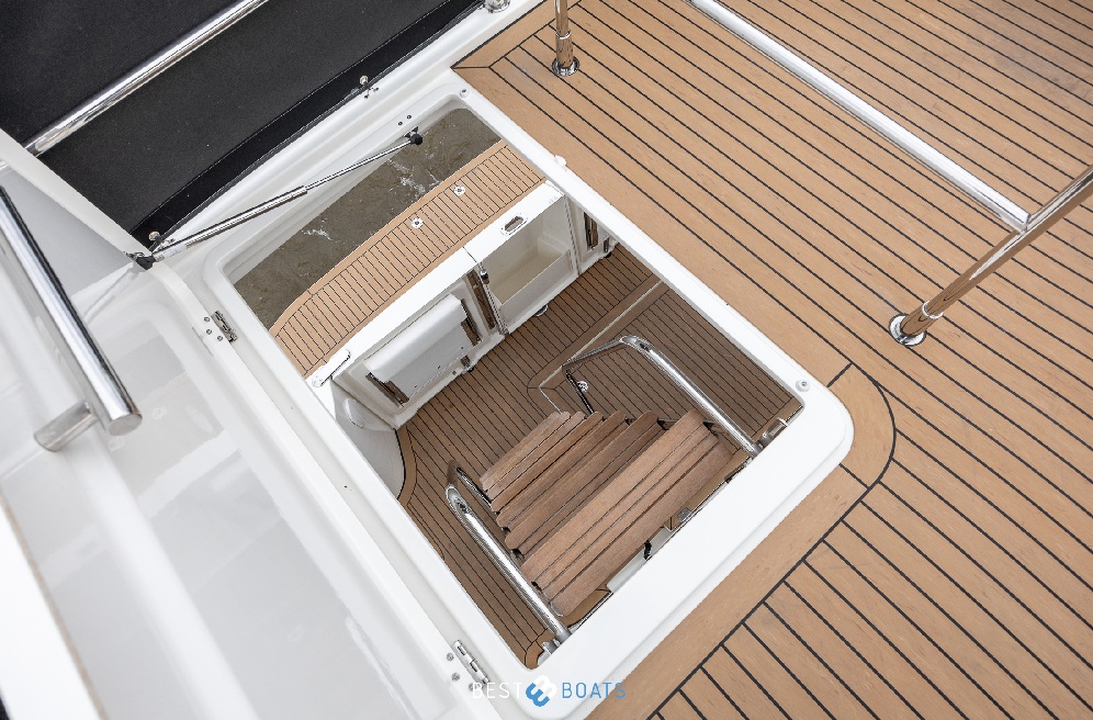 foto: 6 Beneteau  Swift Trawler 30