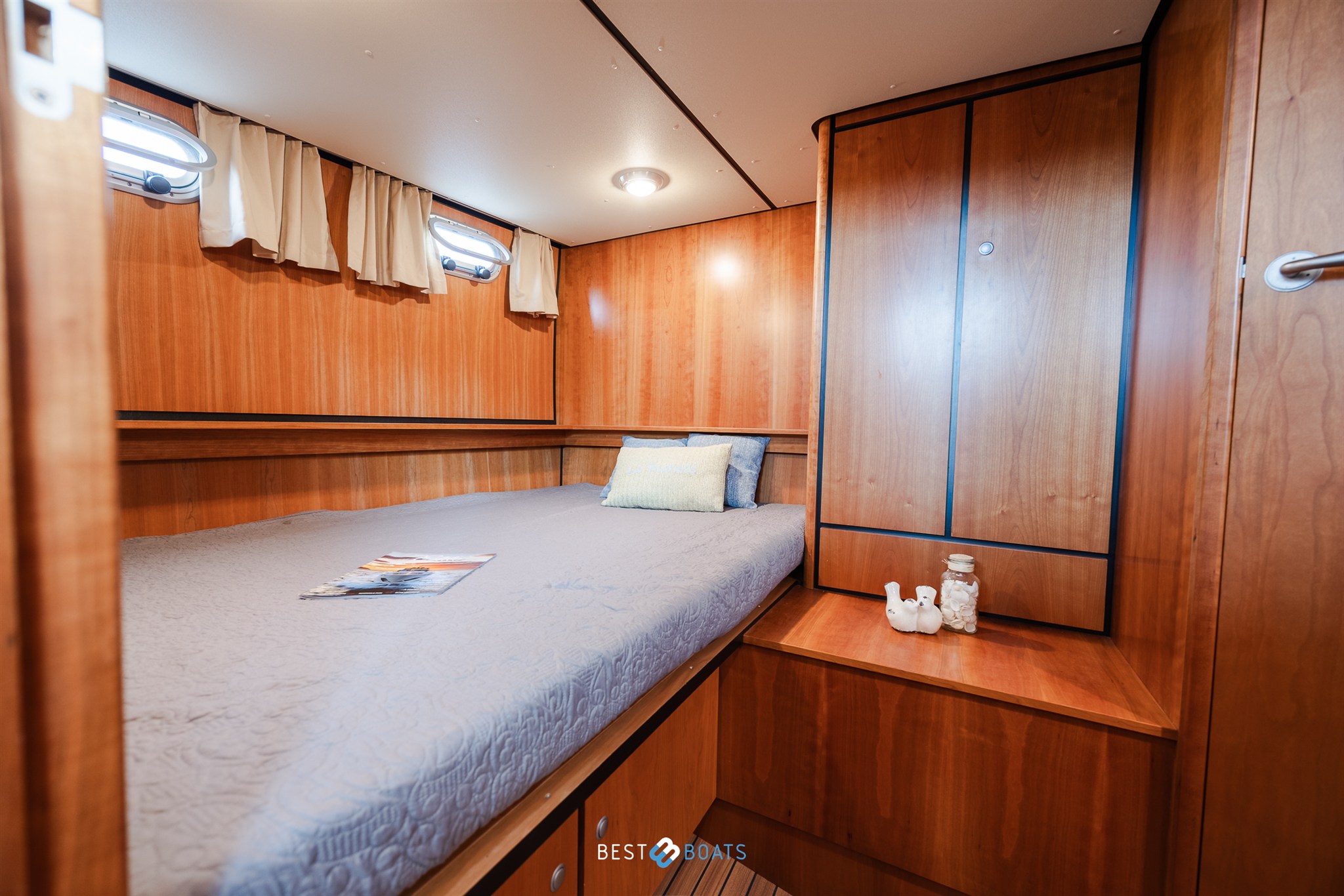 foto: 18 Linssen Grand Sturdy 34.9 AC