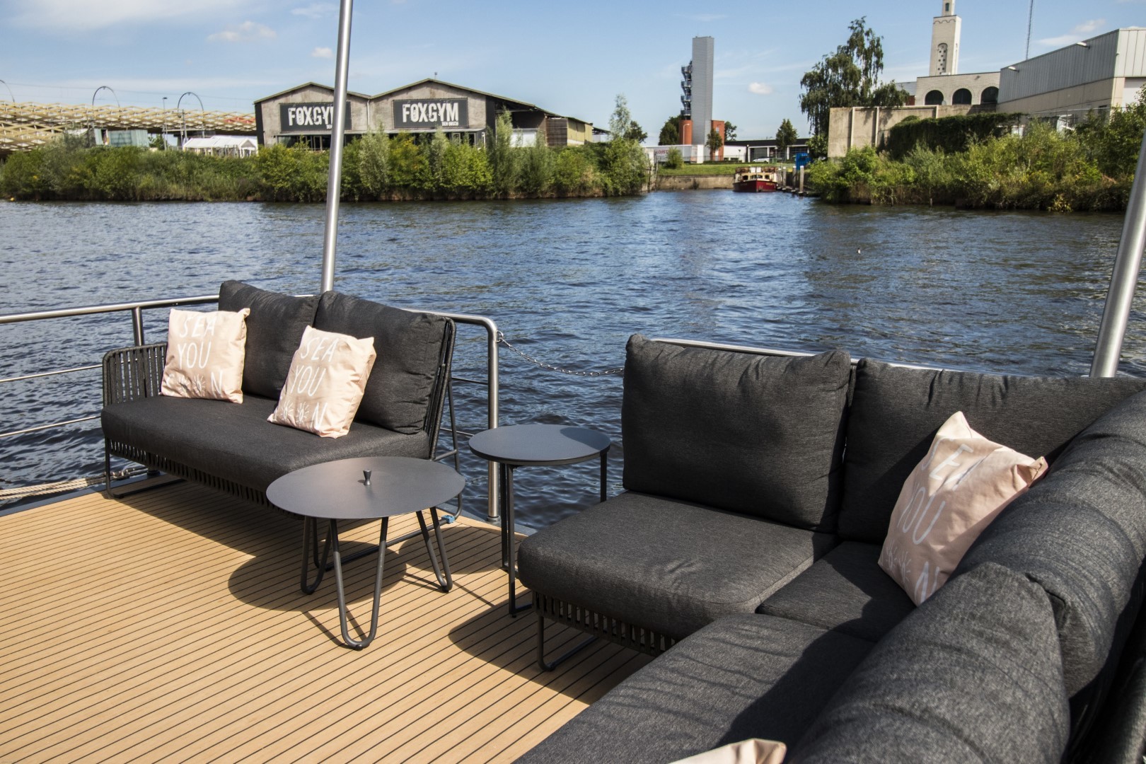 foto: 11 The Coon 1000 Houseboat