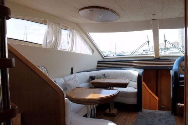 foto: 13 Azimut Solar 74