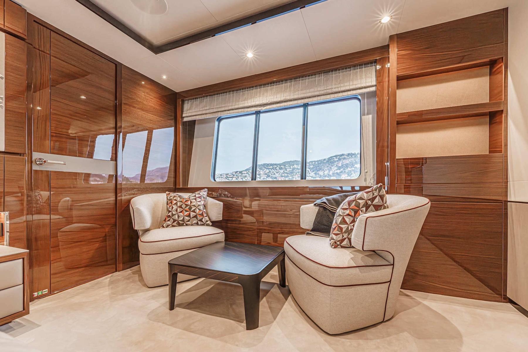 foto: 11 Princess  M35