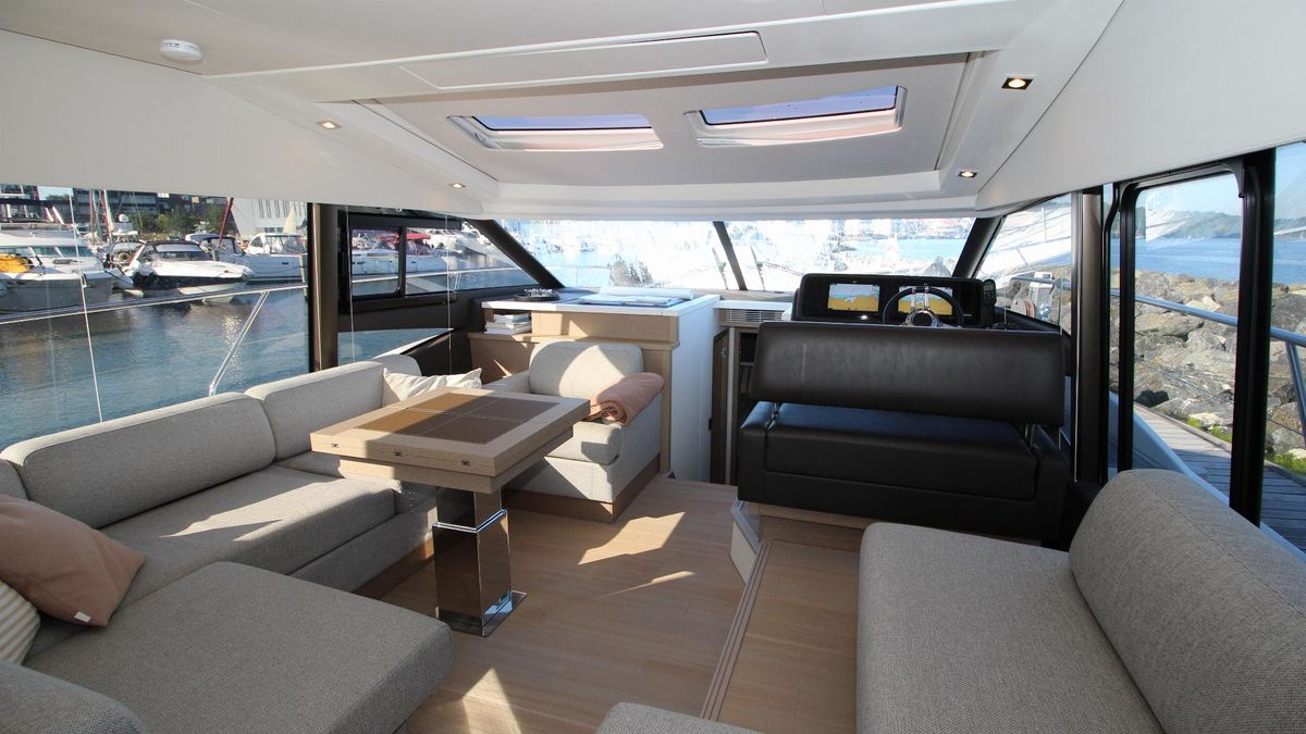 foto: 13 Prestige 520 S
