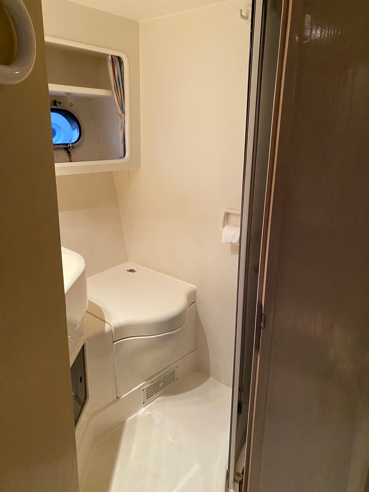 foto: 5 Fairline  50