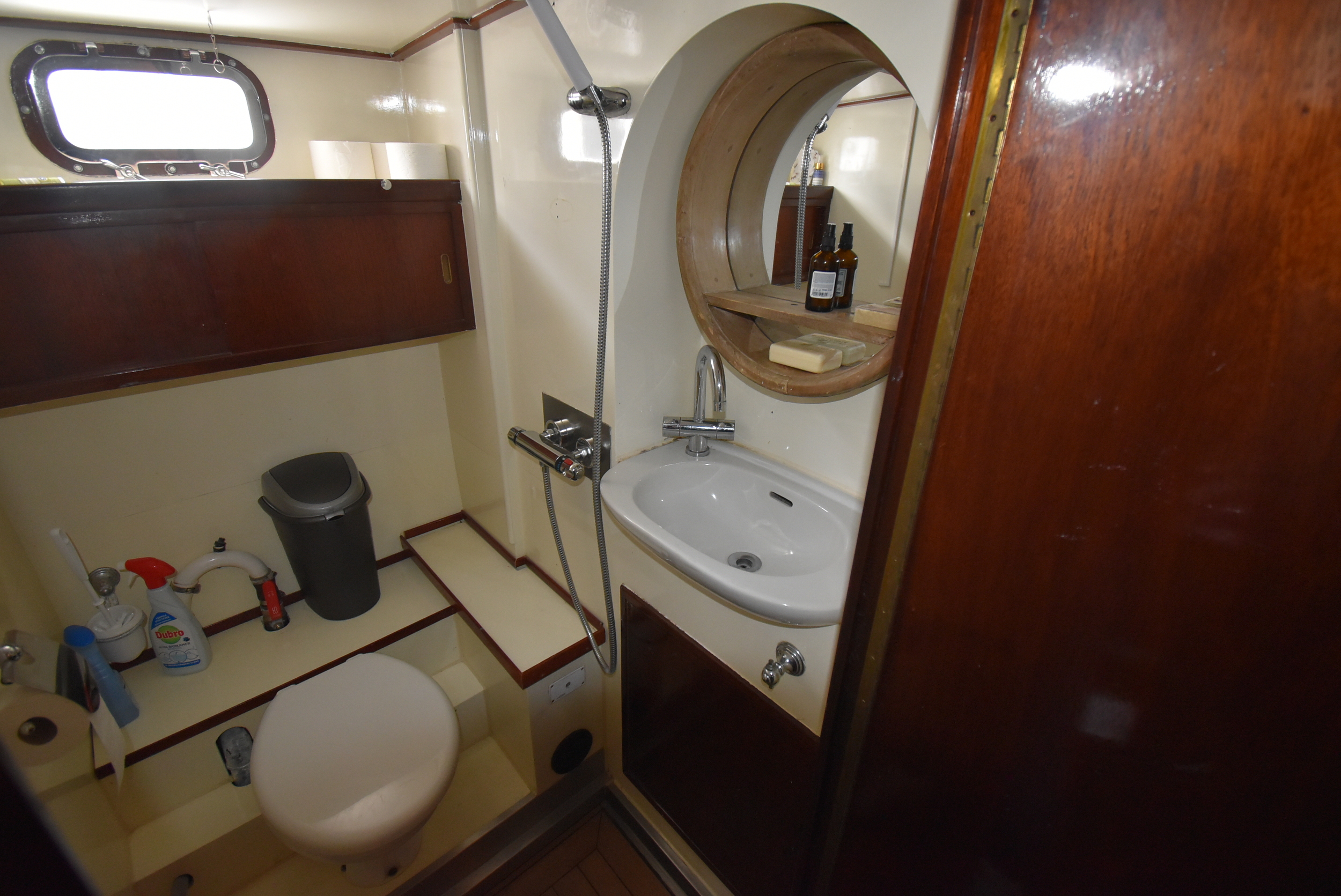 foto: 16 Super Van Craft 1350