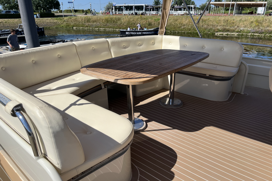 foto: 11 Linssen Grand Sturdy 470 AC MK II