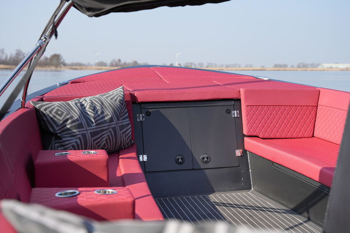 foto: 15 Triple X 800