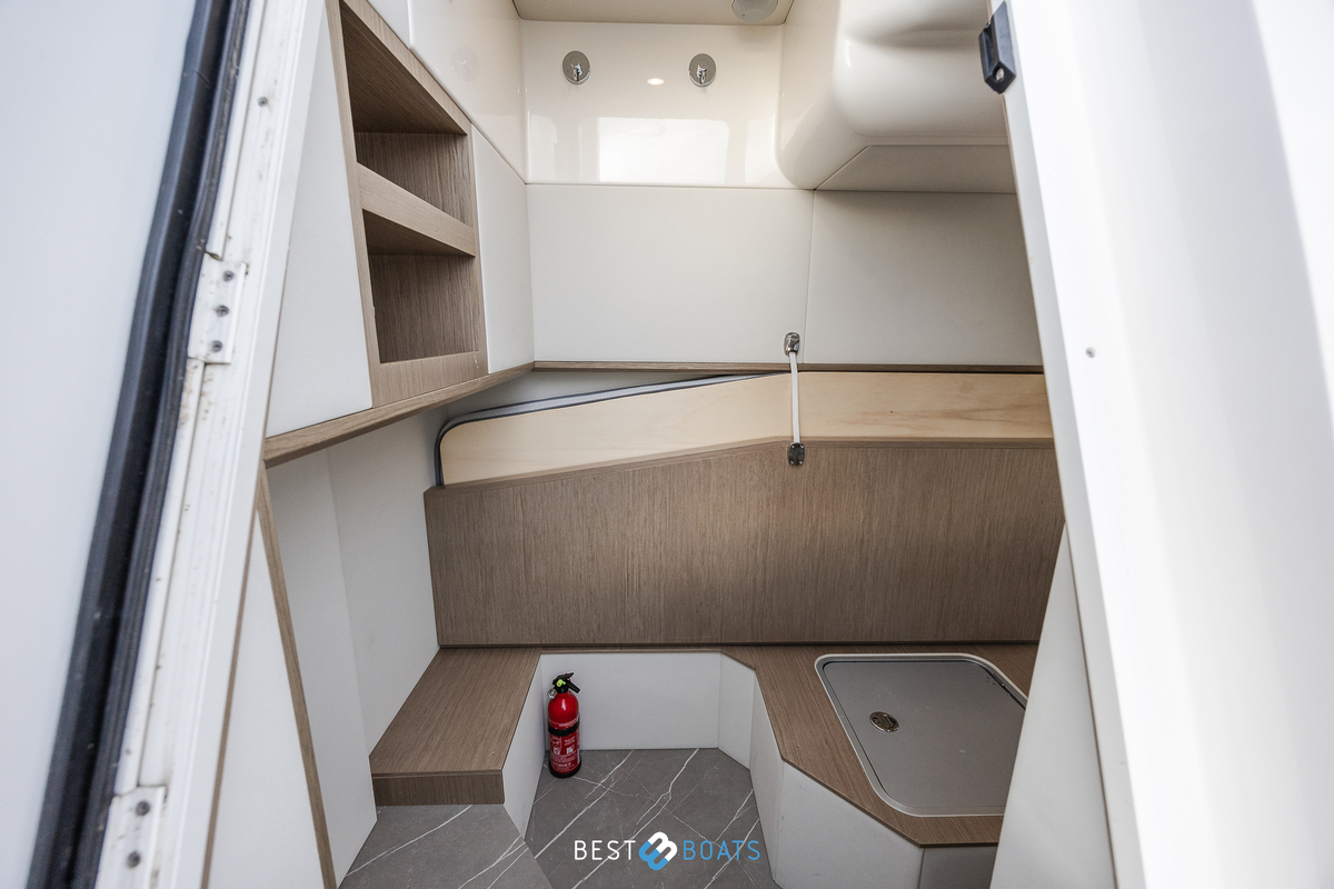 foto: 23 Absolute  Navetta 52