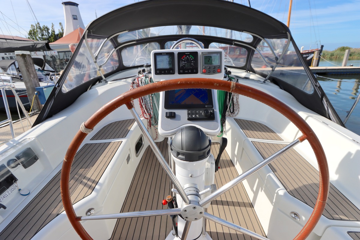 foto: 52 Beneteau Oceanis 423 Clipper 