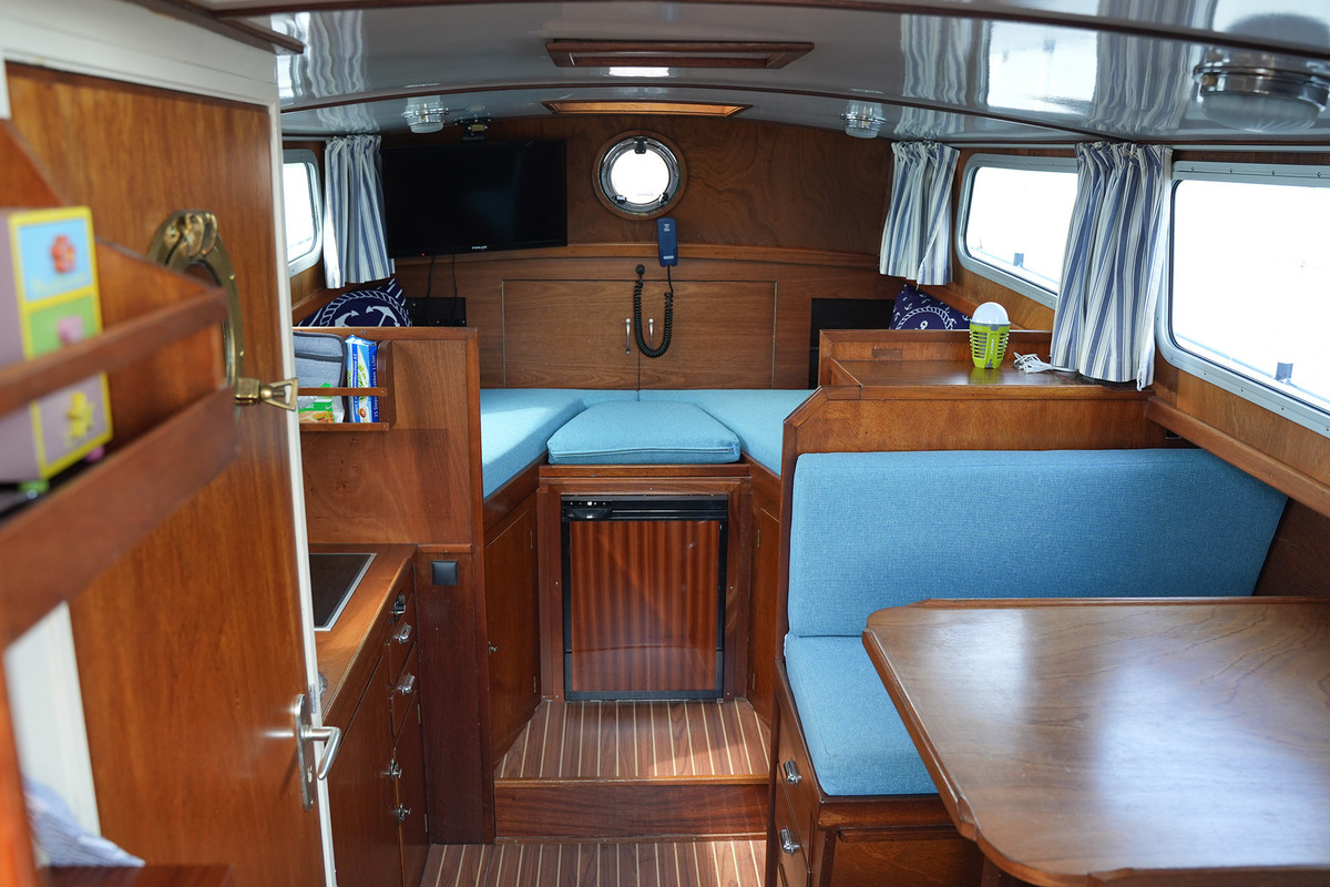 foto: 14 Dolman 970 AK