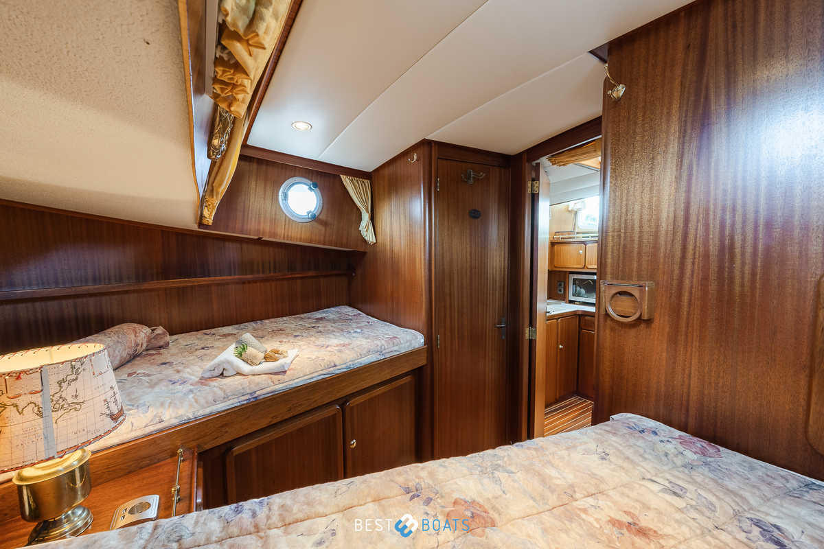 foto: 10 Linssen  Classic Sturdy 400 AC