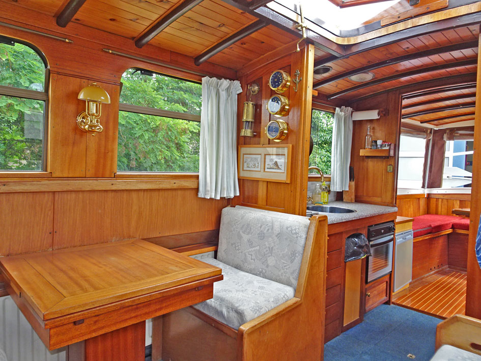 foto: 14 Klassiek Motorjacht 13.80, ex Barkasse