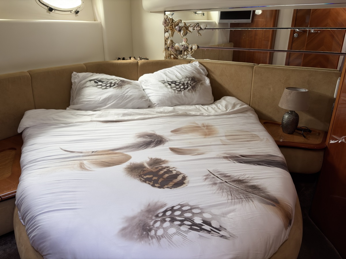 foto: 15 Azimut 46 Fly