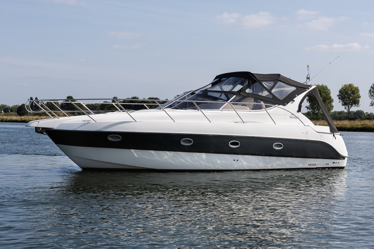 Sessa 34 Oyster 