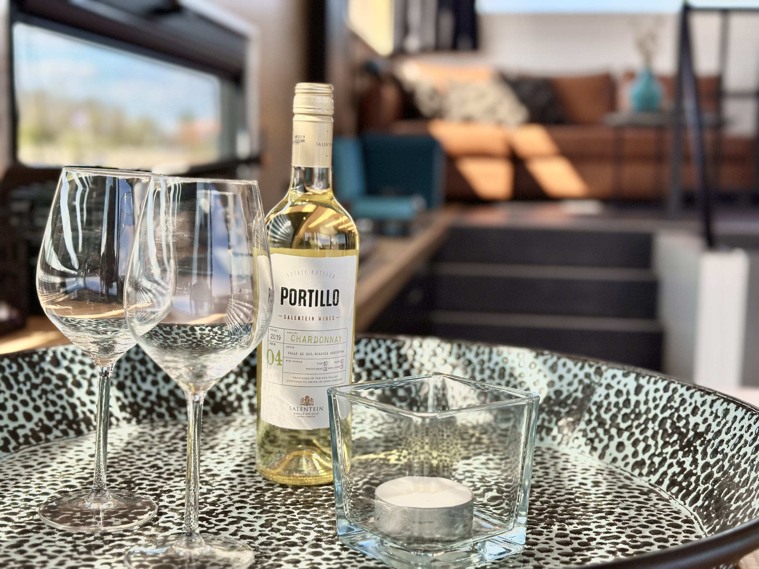 foto: 15 HOMESHIP VaarLoft Volledig Elektrische Houseboat