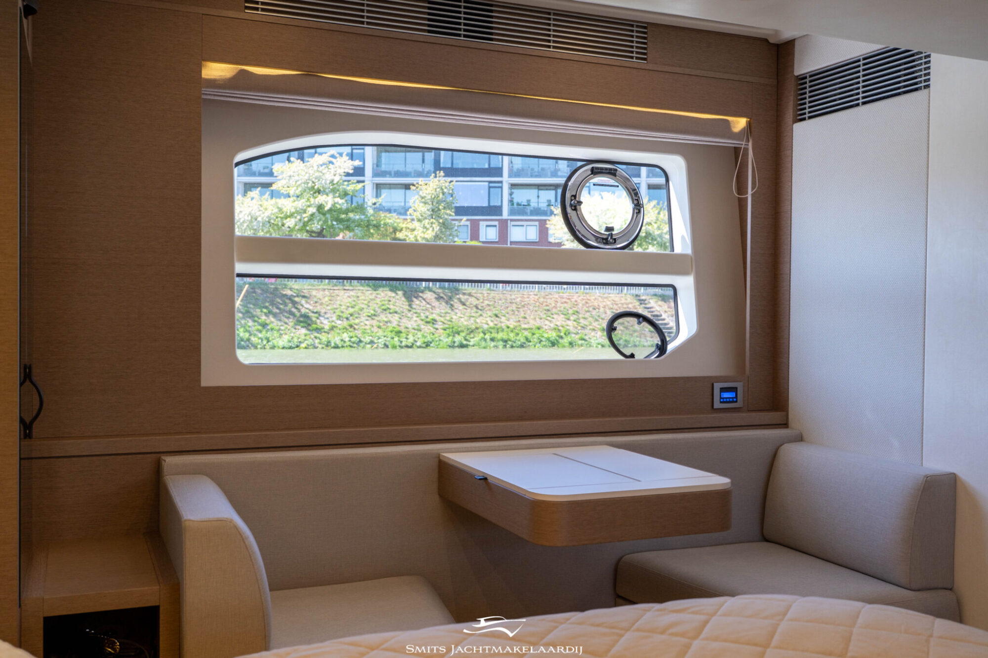 foto: 25 Prestige Prestige 590 Flybridge