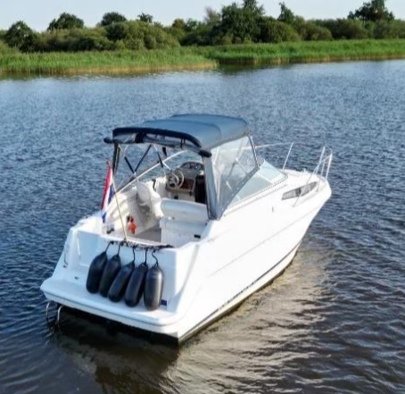 foto: 4 Bayliner 2355 Siera