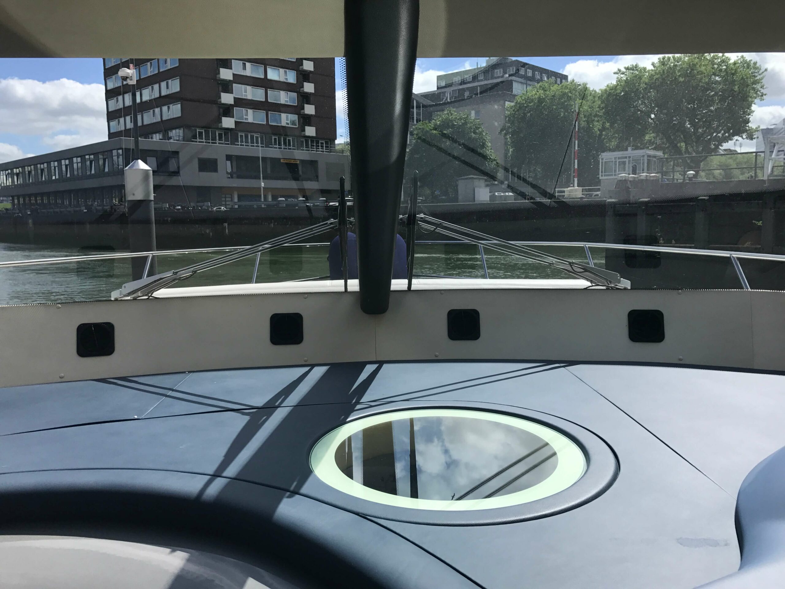foto: 8 Azimut 50 fly