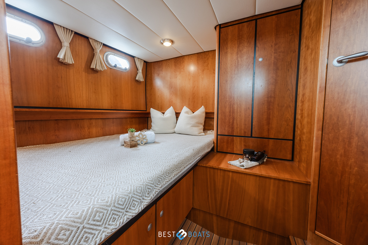 foto: 20 Linssen Grand Sturdy 34.9 AC