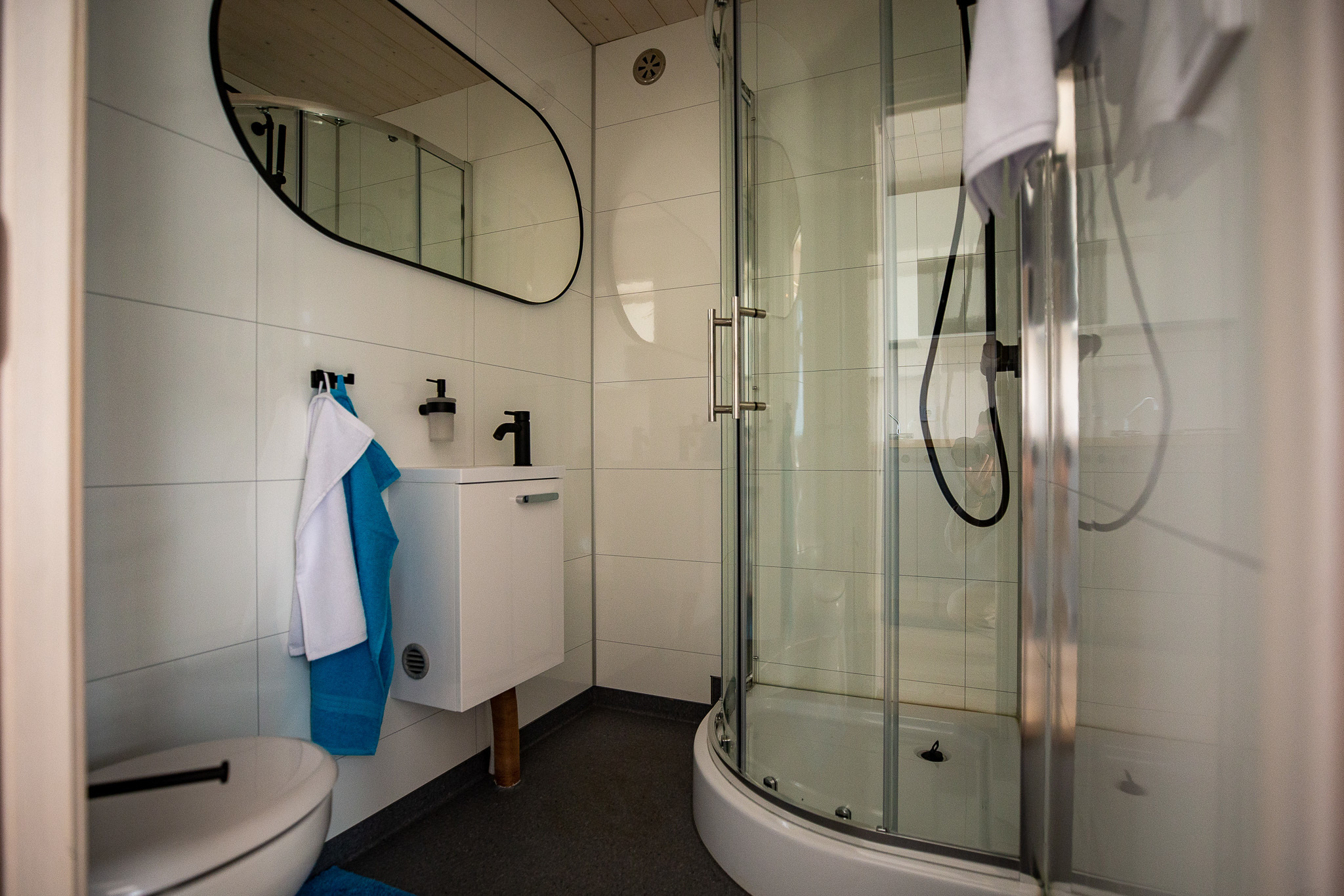 foto: 6 Twin Butterfly Houseboat