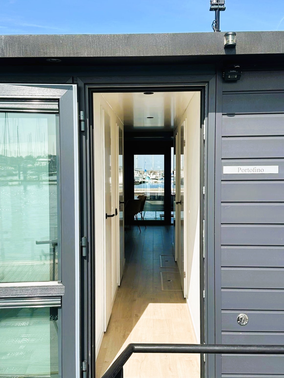 foto: 6 Havenlodge Castalia Houseboat Met Ligplaats