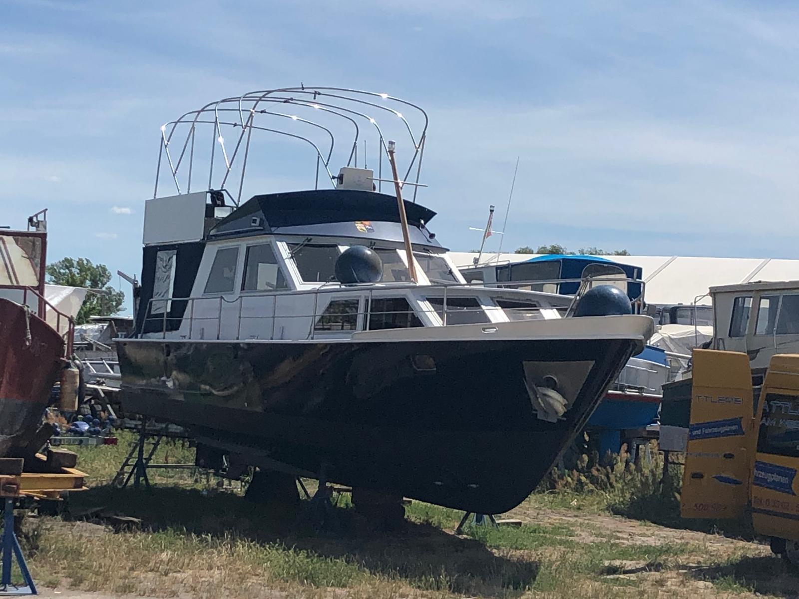 foto: 13 Veerdörn Veerdörn 13.00 Flybridge