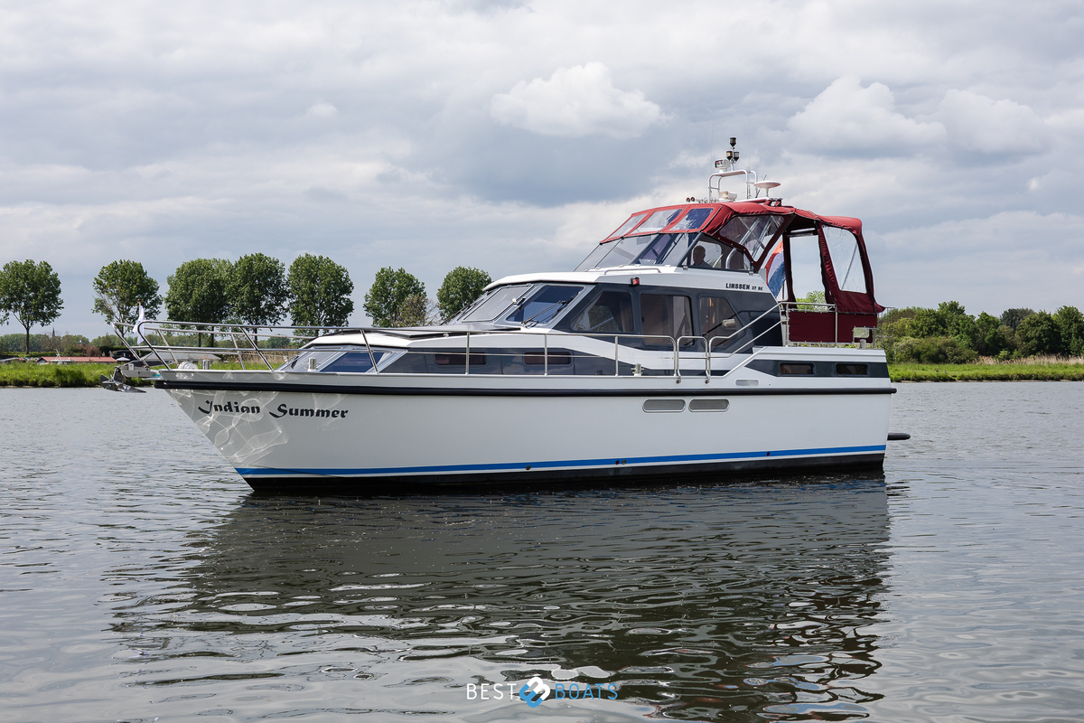 foto: 15 Linssen 37 SE