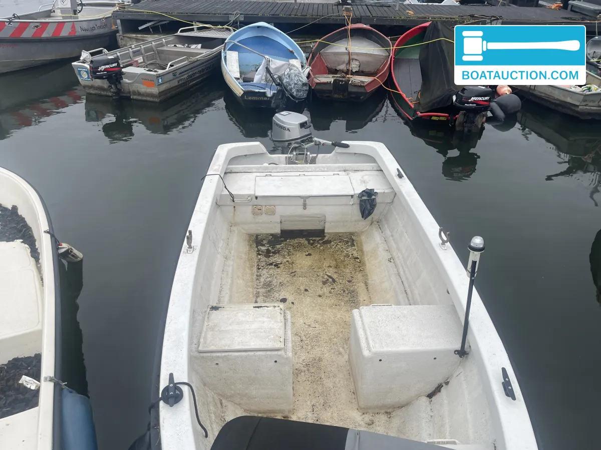 foto: 5 Motorboat 450