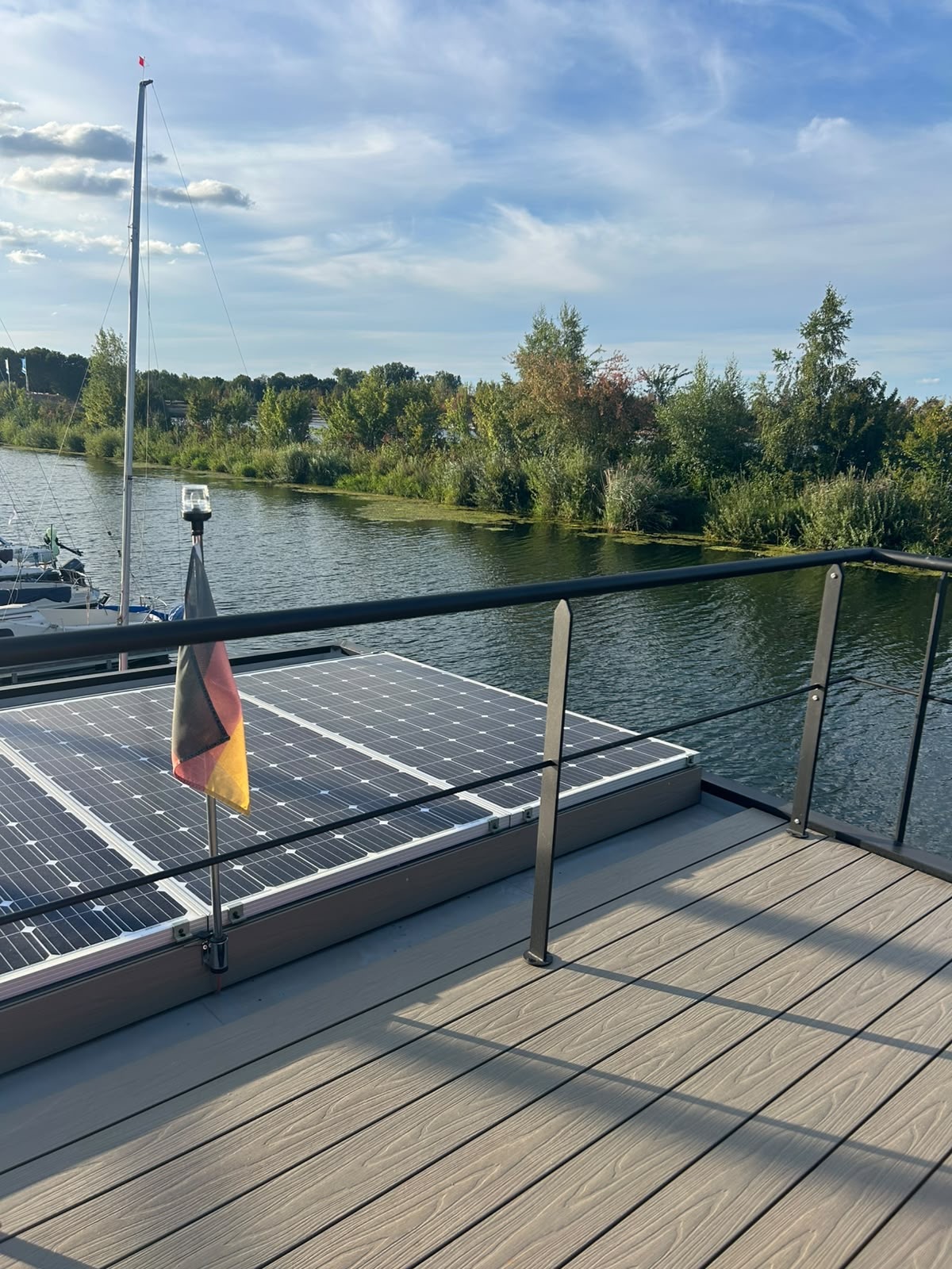 foto: 12 Lakelife Houseboat One Off XL PLUS