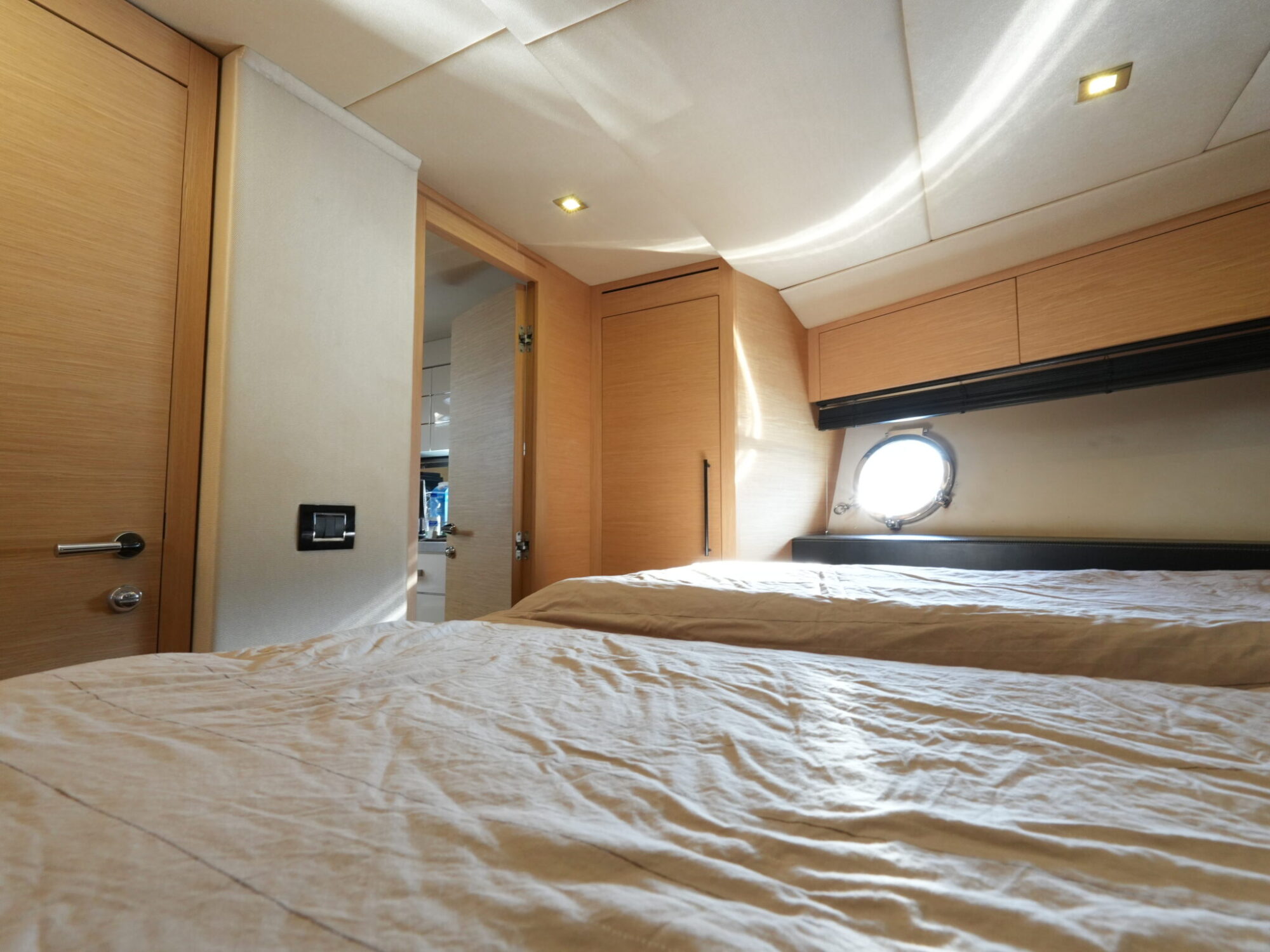 foto: 56 Sessa Sessa C46 HT IPS