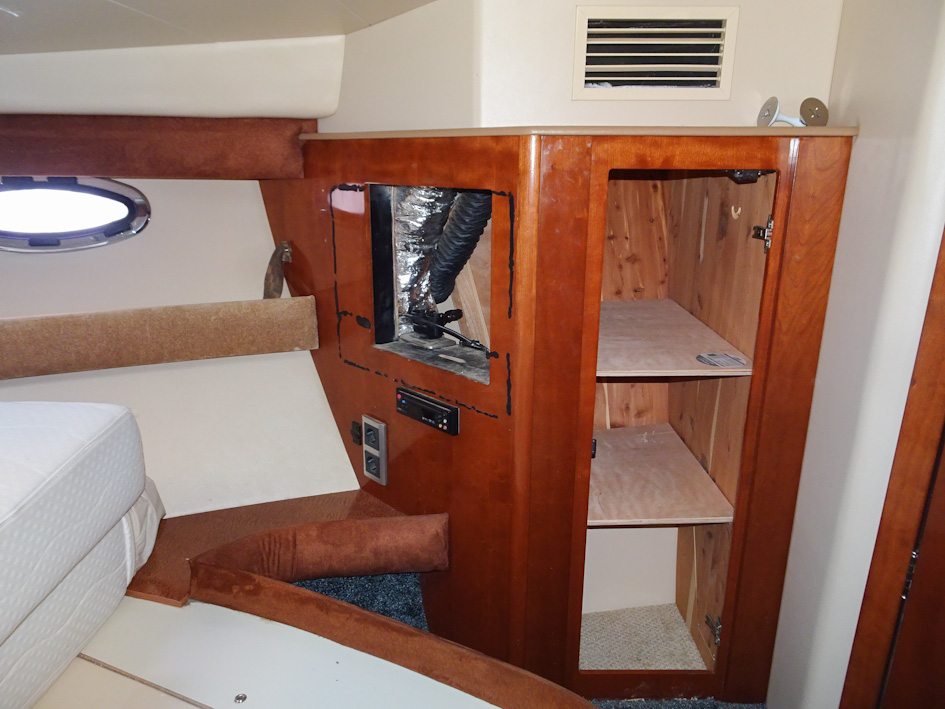 foto: 27 Meridian 391 Sedan